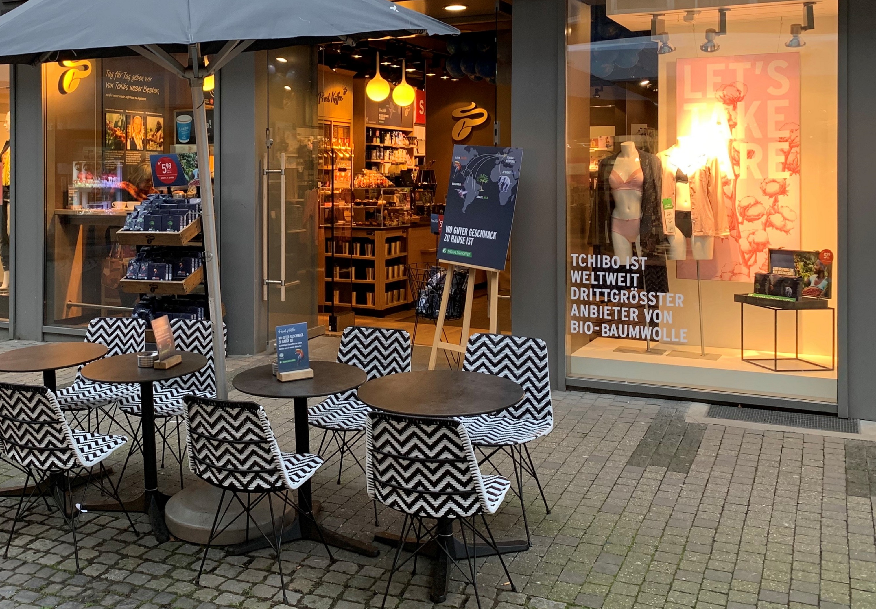 Tchibo Filiale mit Kaffee Bar Hauptstr. 35, 40597 Duesseldorf