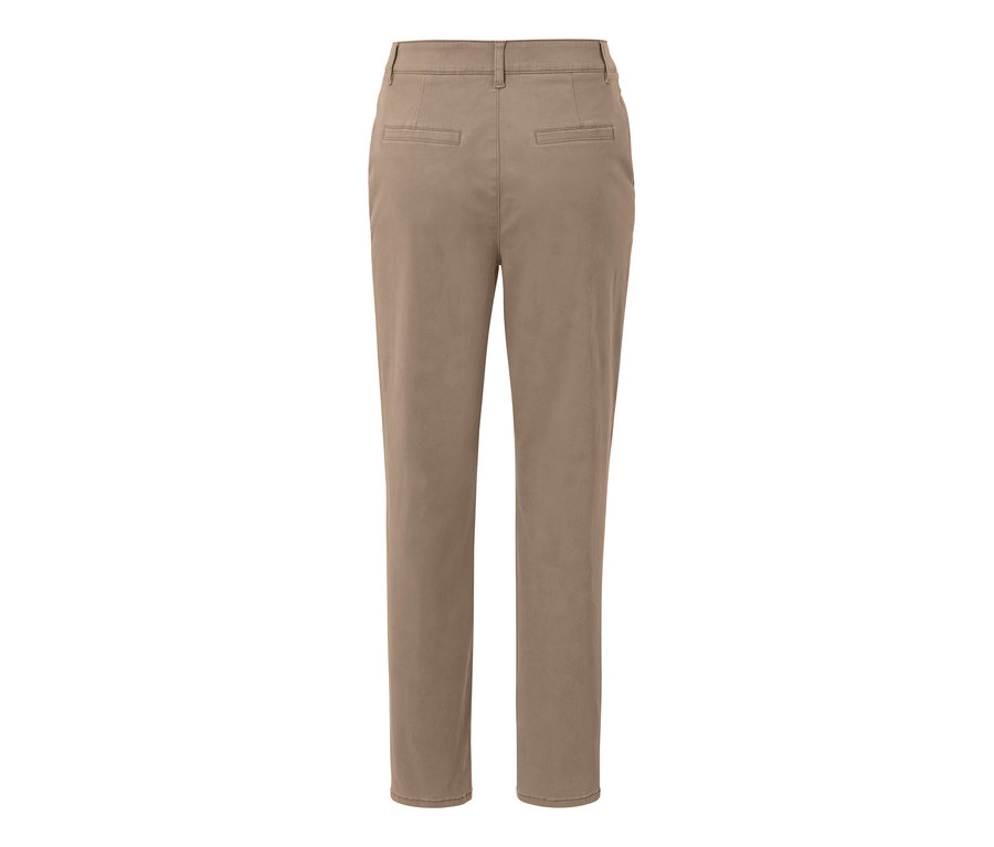 Rückansicht einer beigen Chino.