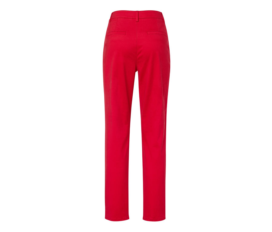 Rote Chino Hose von hinten.