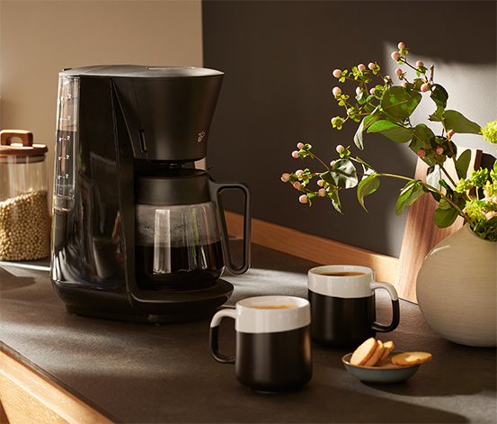 Tchibo Filterkaffeemaschine »Let's Brew«, schwarz (inkl. elektrischer  Kaffeemühle und 500 g Beste Bohne Colombia Edition) online bestellen bei  Tchibo 523580