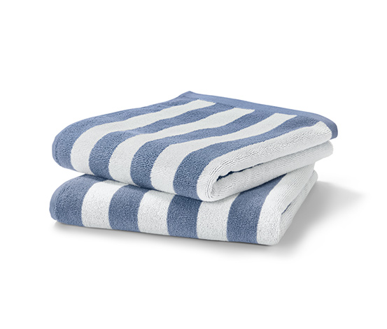 2 hochwertige Handtücher, blau-weiß gestreift online bestellen bei Tchibo  642364