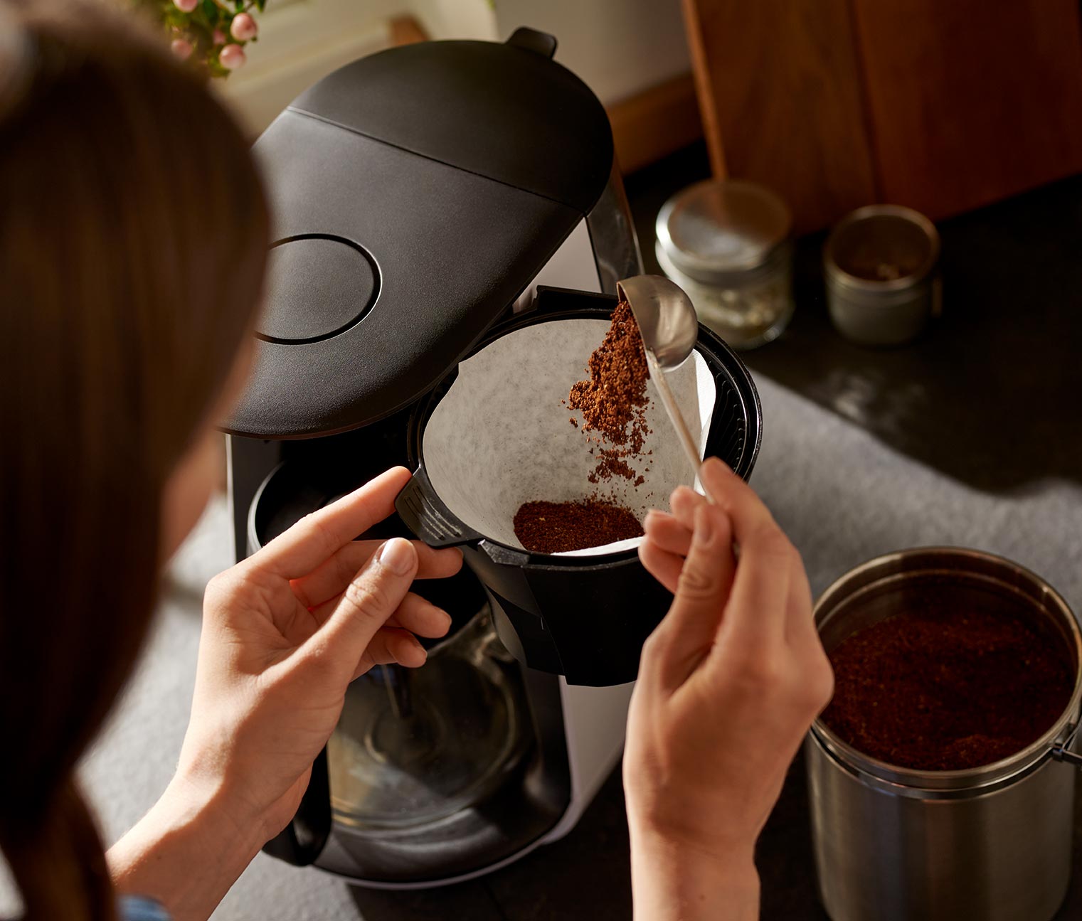Tchibo Filterkaffeemaschine »Let's Brew«, schwarz (inkl. elektrischer  Kaffeemühle und 500 g Beste Bohne) online bestellen bei Tchibo 523580