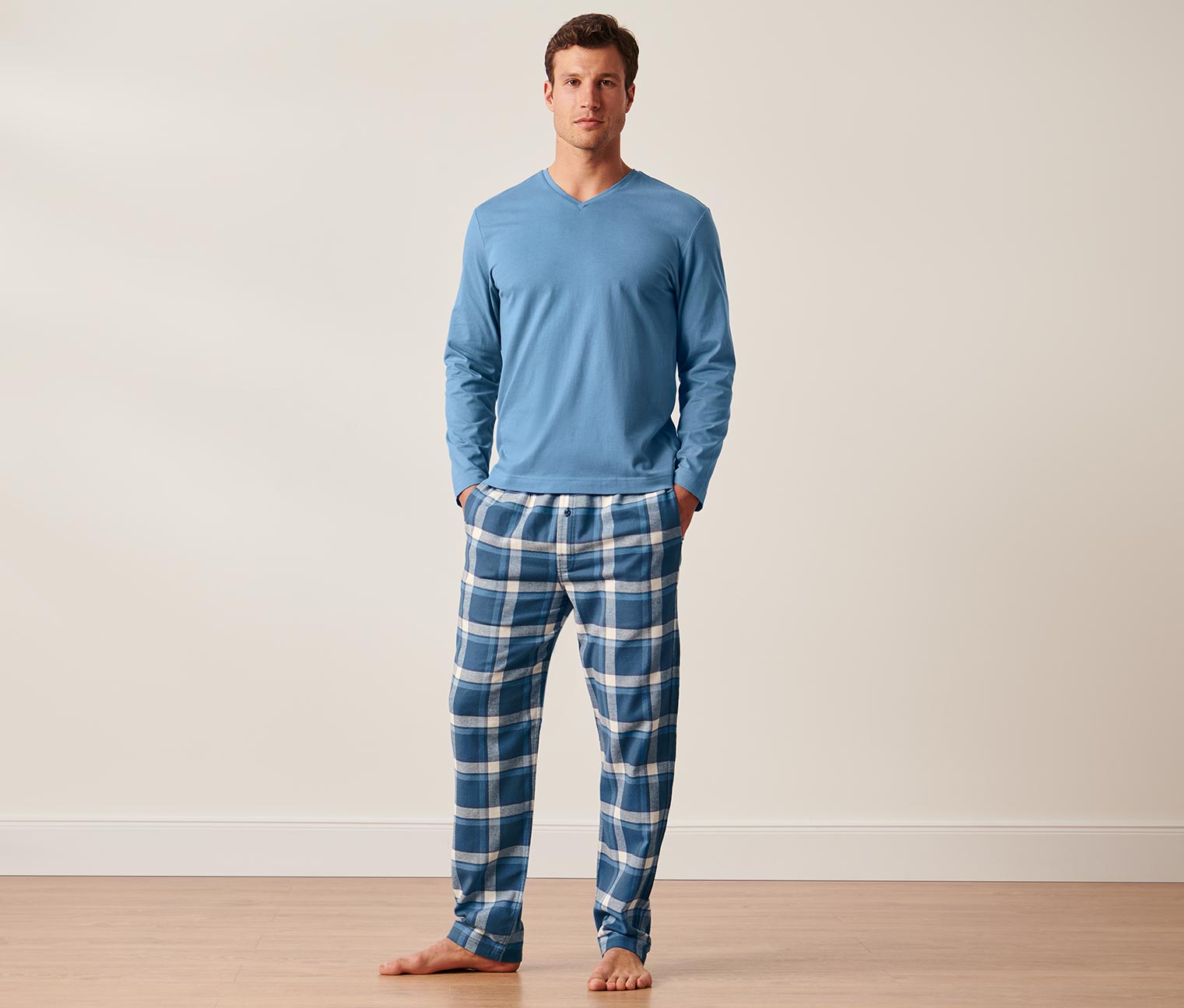 Pyjama mit Flanellhose, mittelblau kariert online bestellen bei Tchibo  647579