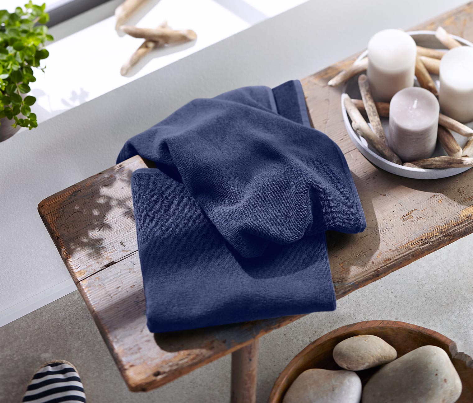 bei Tchibo Frottier-Handtücher Bio-Baumwolle, aus bestellen online 2 309676 blau