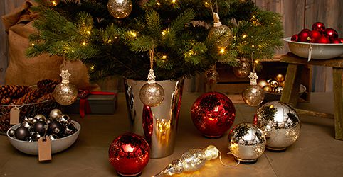 Weihnachtsschmuck 🎄 Die besten Tipps für einen festlichen Baum!