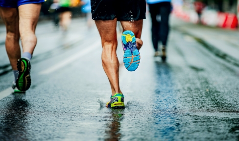 Joggen bei Regen: Laufratgeber | Tchibo