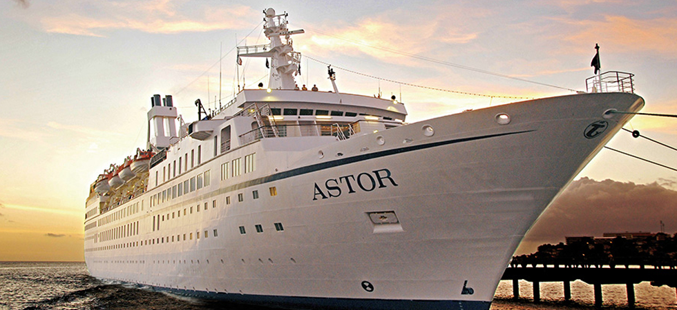 19KW40_MS Astor Atlantik