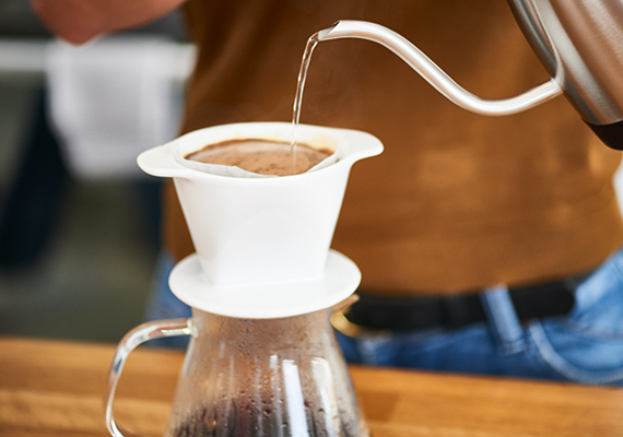 Anleitung Handfilter - Kaffee von Hand aufbrühen | Tchibo